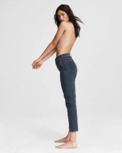 Rag & Bone Nina High-Rise Ankle Cigarette Jeans 5 Rag & Bone Nina High-Rise Ankle Cigarette Jeans -Style Haven Shop WDD20H2647K5MI 422 C