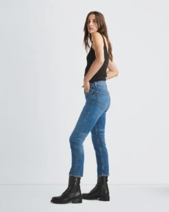 Rag & Bone Wren Slim Jeans -Style Haven Shop Wren Straight Huntley 420 2
