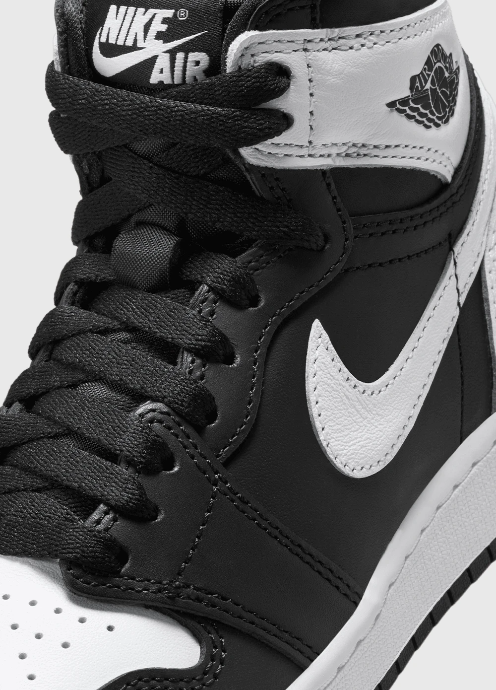 Nike Air Jordan 1 High OG 'Black White' Sneakers (GS) 4 Nike Air Jordan 1 High OG 'Black White' Sneakers (GS) - Image 4