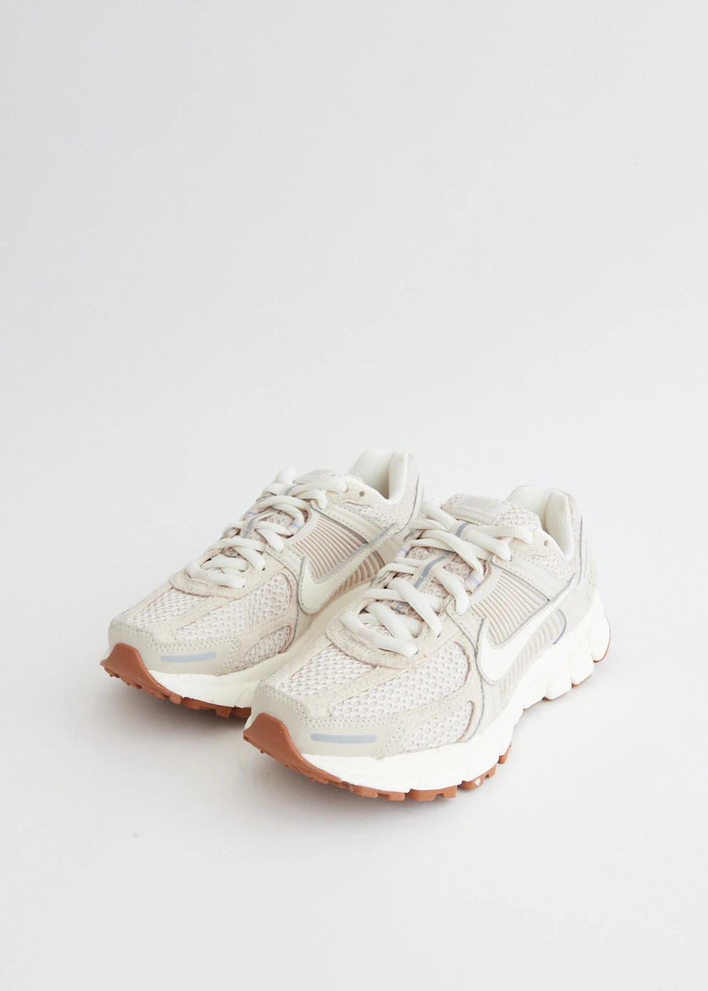 Nike Women's Zoom Vomero 5 'Light Orewood Brown' Sneakers 2 Nike Women's Zoom Vomero 5 'Light Orewood Brown' Sneakers - Image 2