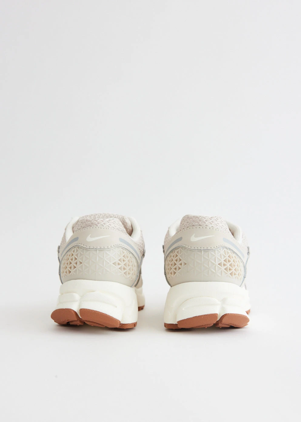 Nike Women's Zoom Vomero 5 'Light Orewood Brown' Sneakers 4 Nike Women's Zoom Vomero 5 'Light Orewood Brown' Sneakers - Image 4