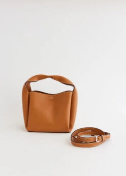 Toteme Bucket Bag 8 Toteme Bucket Bag -Style Haven Shop product incu 147 6866d5f3 5106 4b09 86d4 46fb788e7e79