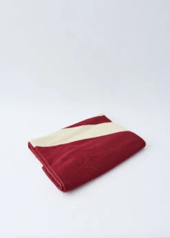 Erin Pool Towel 90x170cm -Style Haven Shop product incu 167 7986c972 a886 4f03 8548 d8360330f9c9