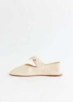 Llasada Flats 7 Llasada Flats -Style Haven Shop product incu 1819