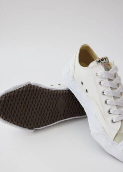 Hank Low Canvas Low-Top Sneakers -Style Haven Shop product incu 257 7c4f75ce 7ae1 4101 bd27 8eb73863893e