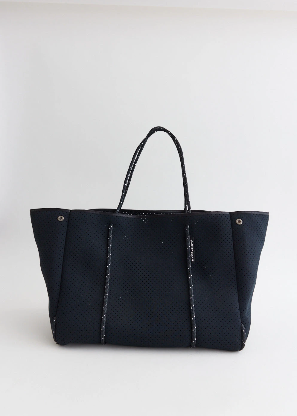 Petite Escape Tote 1 Petite Escape Tote