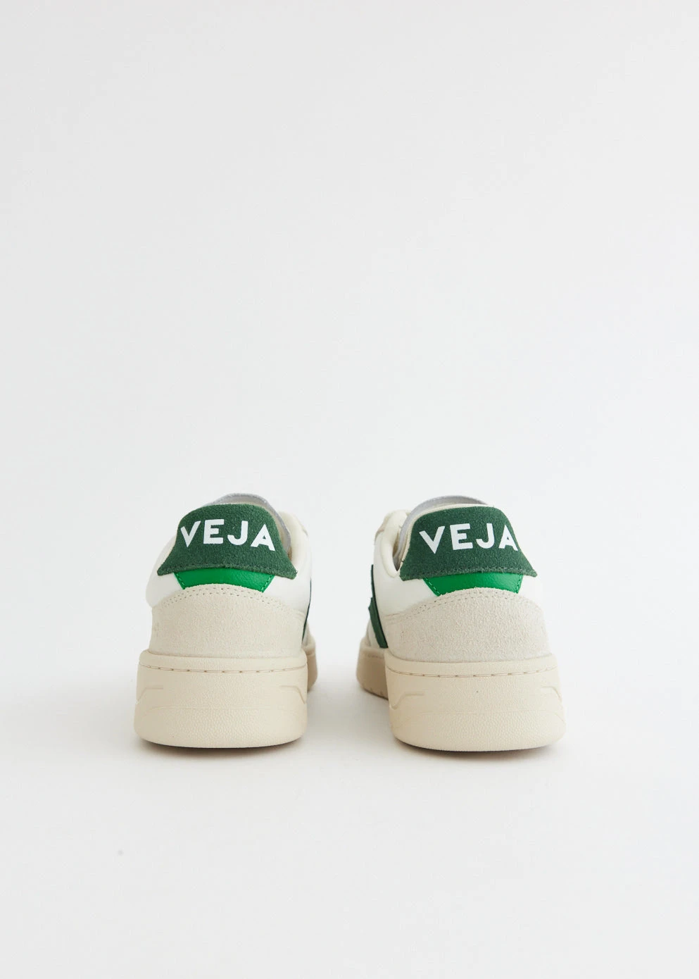 Veja V-90 Sneakers 4 Veja V-90 Sneakers - Image 4