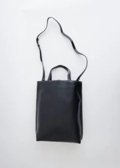 Ganni Medium Banner Tote 7 Ganni Medium Banner Tote -Style Haven Shop product incu 696 396e2c7e bc4a 49d0 94b7 aca41bab5323