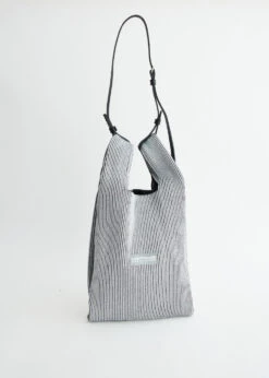 Medium Metallic Market Bag 7 Medium Metallic Market Bag -Style Haven Shop product incu 703 90157508 93fa 4851 92d0 49a7531b7fb5