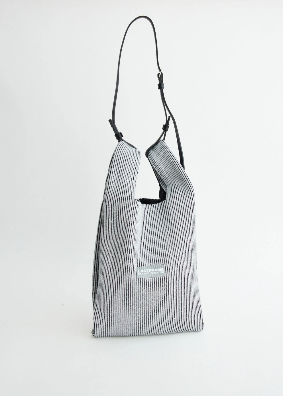 Medium Metallic Market Bag 4 Medium Metallic Market Bag - Image 4