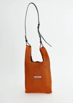 Small Metallic Market Bag 7 Small Metallic Market Bag -Style Haven Shop product incu 730 5de56fd4 2c52 4467 8913 a8a05c6afce7