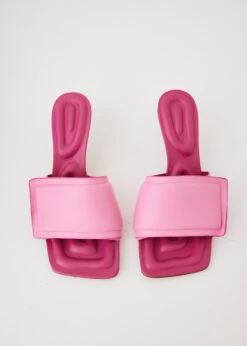 Jacquemus Les Mules Piscine 7 Jacquemus Les Mules Piscine -Style Haven Shop womens incu 0133 6c1226b6 4f4b 4228 ad7f 2b30d2253086