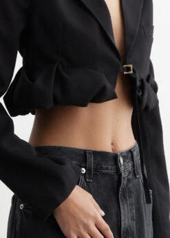 Jacquemus La Veste Croissant Blazer -Style Haven Shop womens incu 077 f2302936 c8b7 4435 a8be 6276fa8ab984