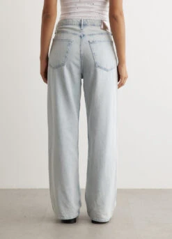 Rag & Bone Logan Jeans 9 Rag & Bone Logan Jeans -Style Haven Shop womens incu 100 023449dd 83a2 4775 8d8b 35d07ce0d014