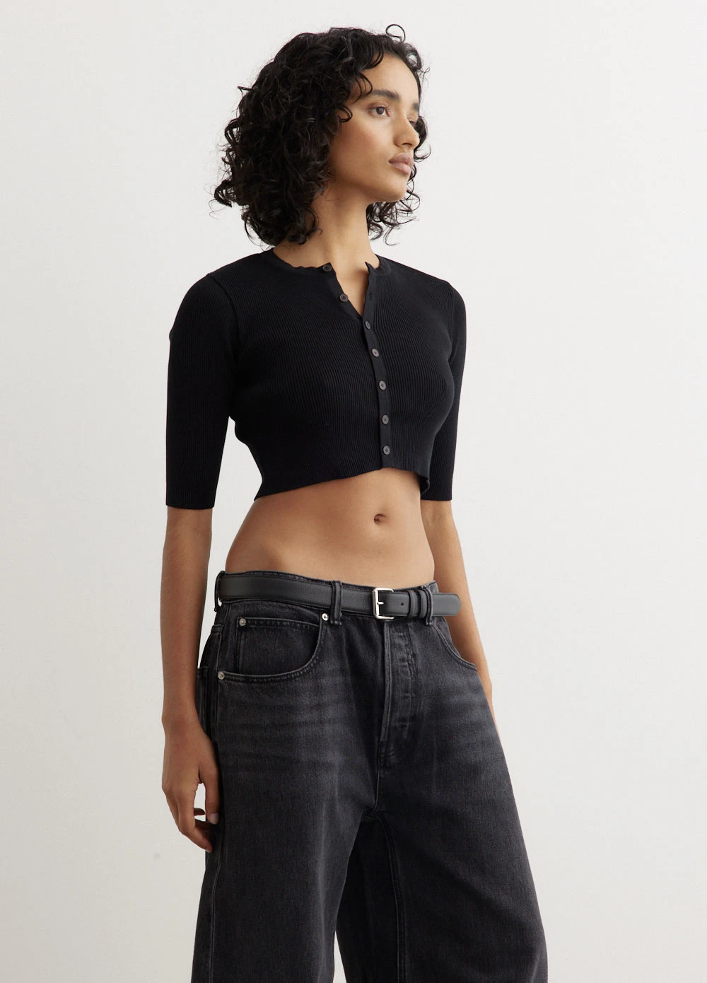 Giza High Gauge Rib Knit Short Cardigan 4 Giza High Gauge Rib Knit Short Cardigan - Image 4