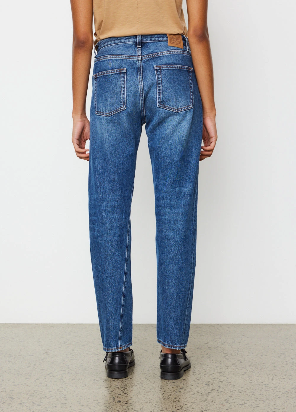 Toteme Original Twisted Seam Jeans 32" 4 Toteme Original Twisted Seam Jeans 32" - Image 4