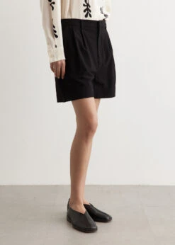 Sadie Pleated Shorts -Style Haven Shop womens incu 1098 25ef77fb ef36 433a 9b54 3a3511260d80
