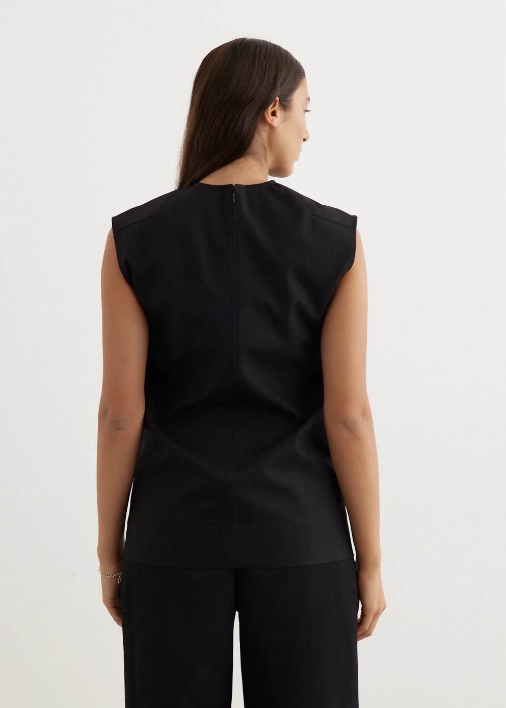 Toteme Sleeveless Twisted-Seam Top 5 Toteme Sleeveless Twisted-Seam Top - Image 5