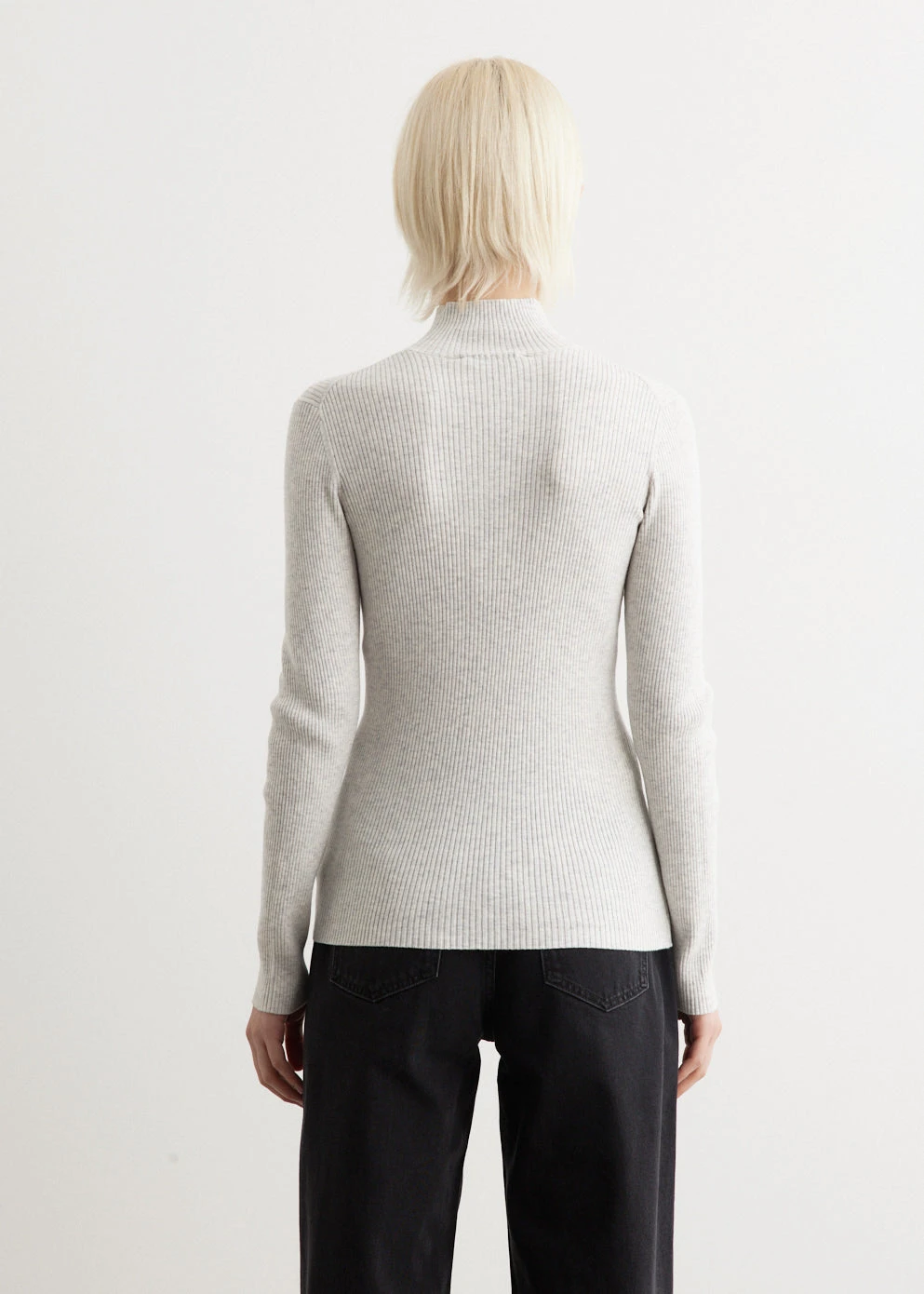 Tonal Fox Head Patch Fine Ribbed Turtleneck 5 Tonal Fox Head Patch Fine Ribbed Turtleneck - Image 5