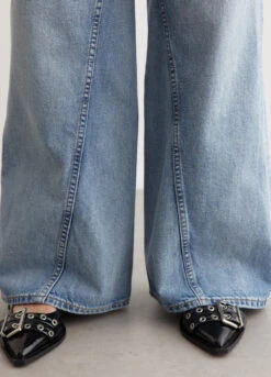 Ganni Rigid Denim Jozey Jeans -Style Haven Shop womens incu 279 f36a2e0b 5d74 43fd b2eb 17d3f405d3b2