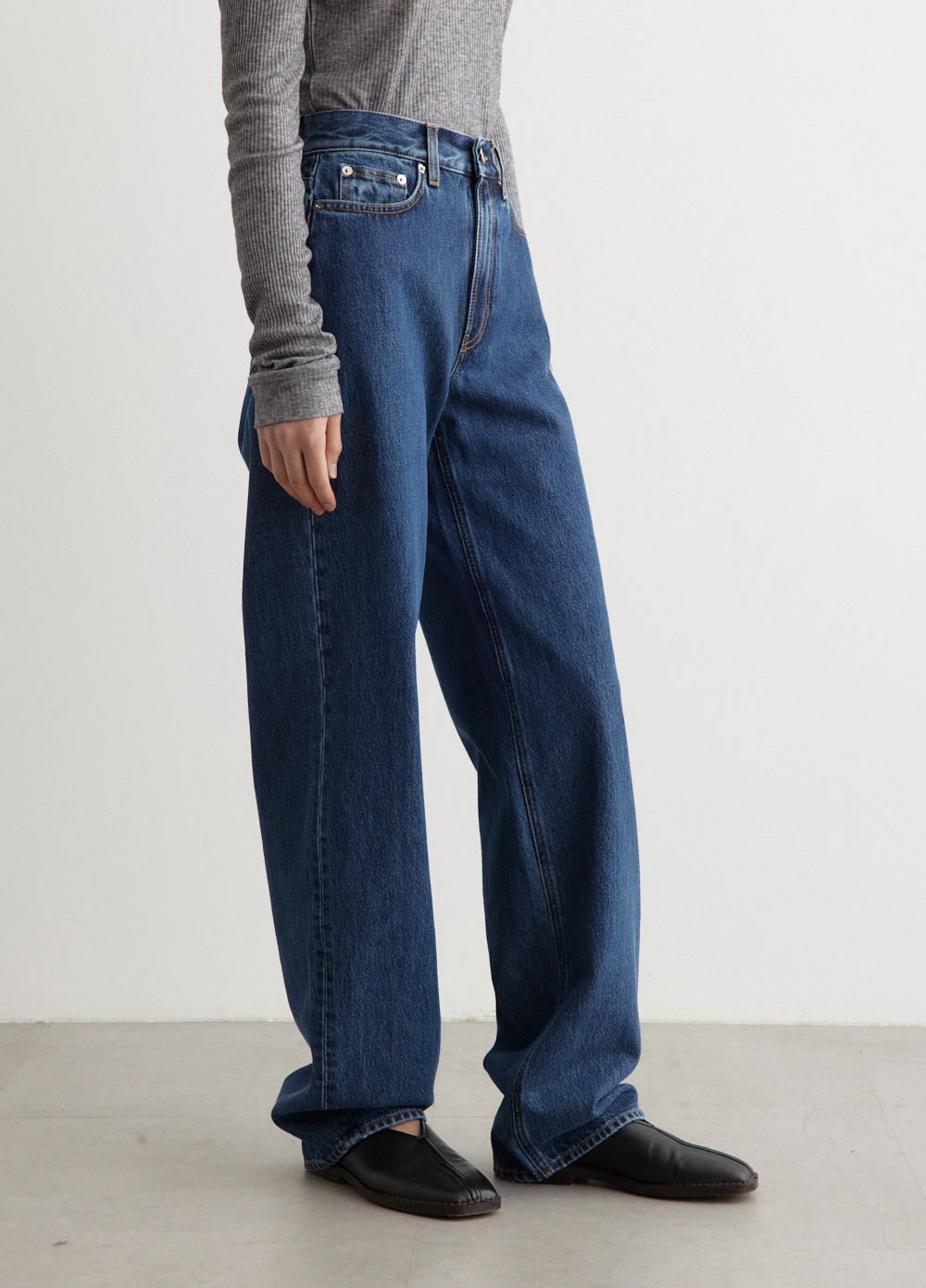 Loose Fit Jeans 4 Loose Fit Jeans - Image 4