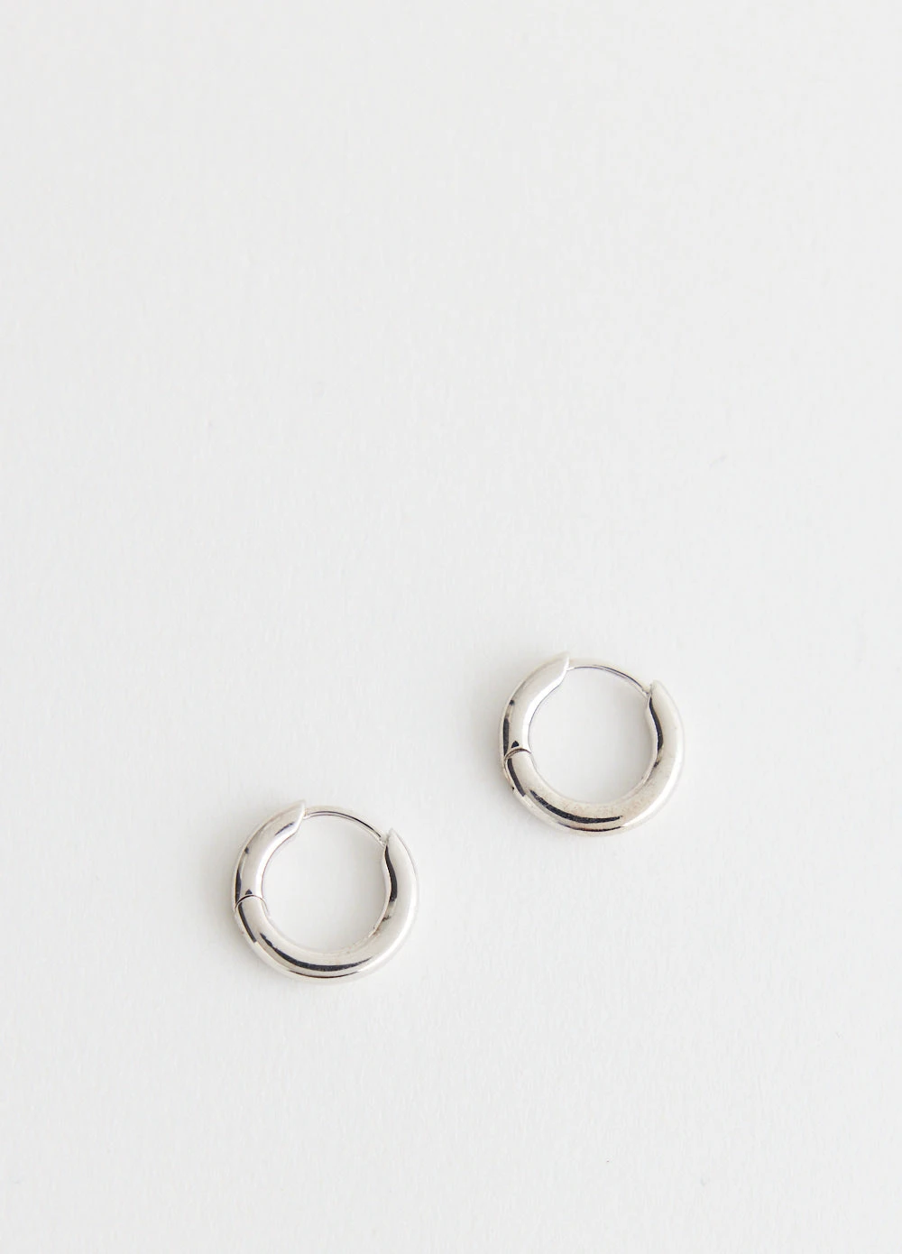 Round Hoop One Touch Earrings 1 Round Hoop One Touch Earrings