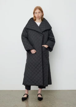 Toteme Signature Quilted Coat