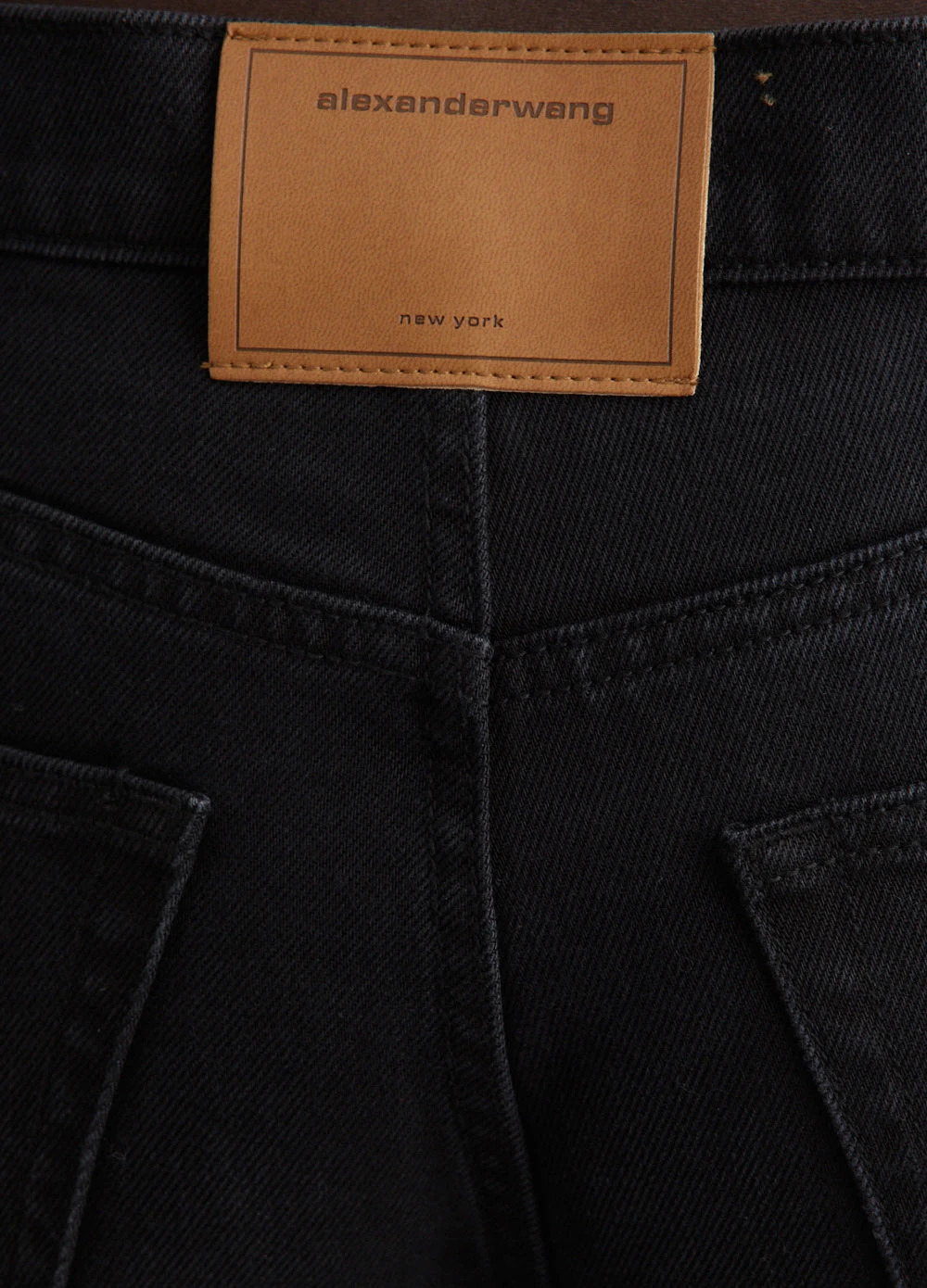 ALEXANDER WANG Ez Mid-Rise Relaxed Straight Jeans 4 ALEXANDER WANG Ez Mid-Rise Relaxed Straight Jeans - Image 4