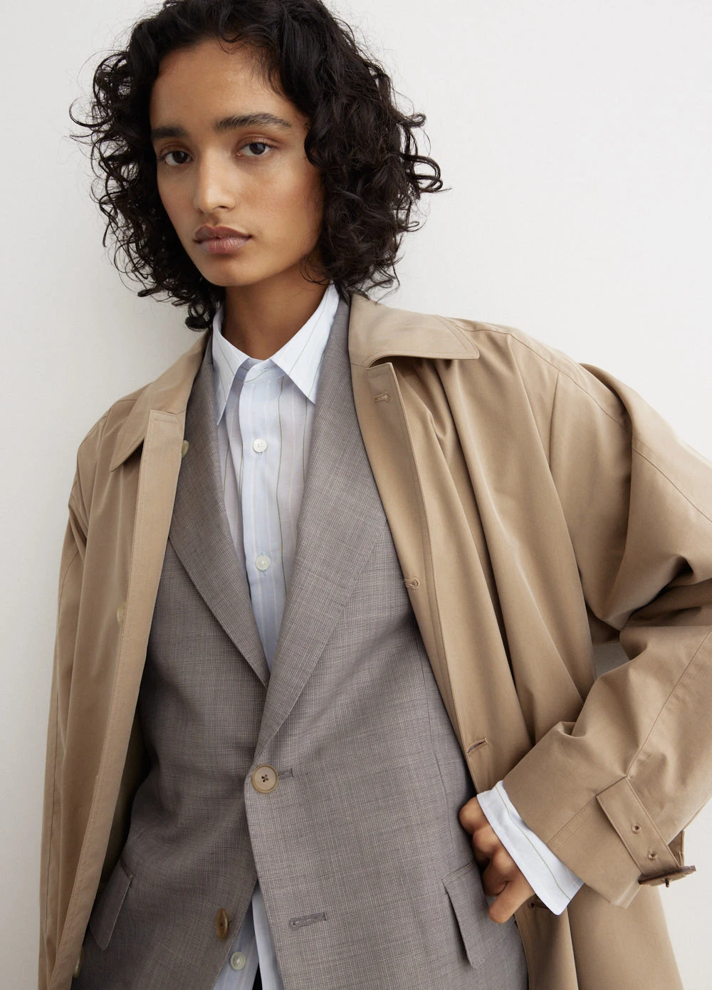 Finx Poly Weather Chambray Soutien Collar Coat 2 Finx Poly Weather Chambray Soutien Collar Coat - Image 2